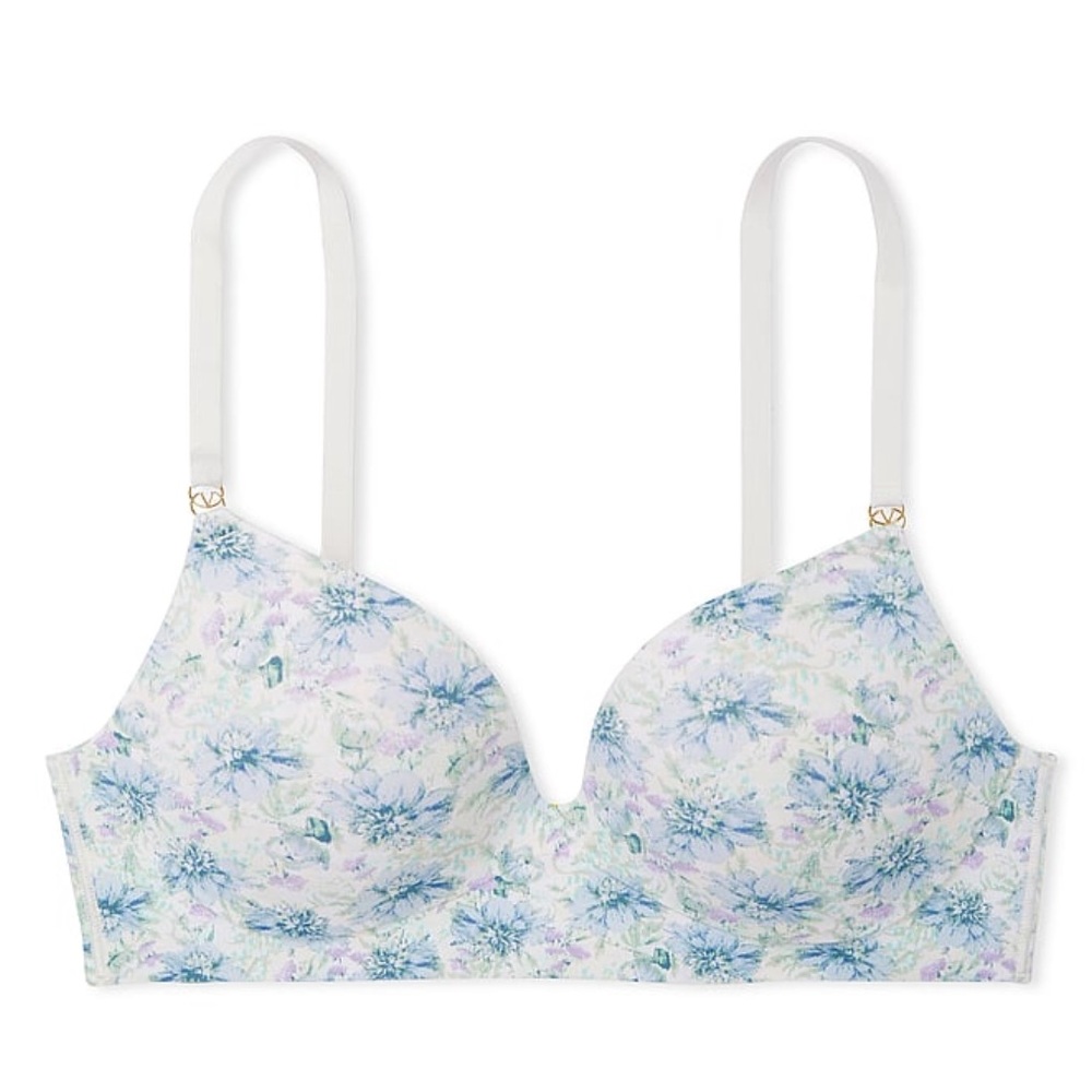 Victoria’s Secret Love Cloud Wireless Push Up Bra
